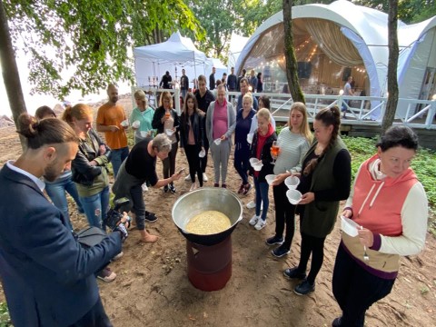 Несколько корпоративов на природе